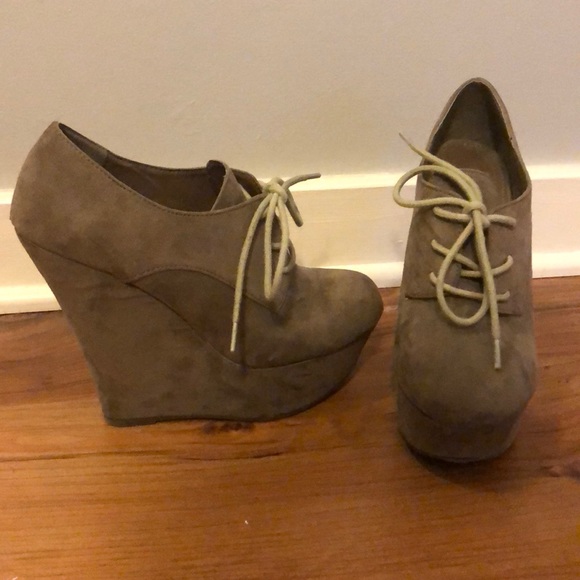 Steve Madden Shoes - Steve Madden Wedge Booties